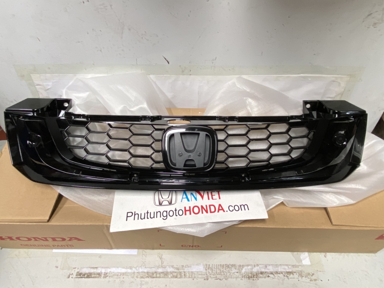 Lưới gió mặt ca lăng xe Honda CIVIC 2014-2015